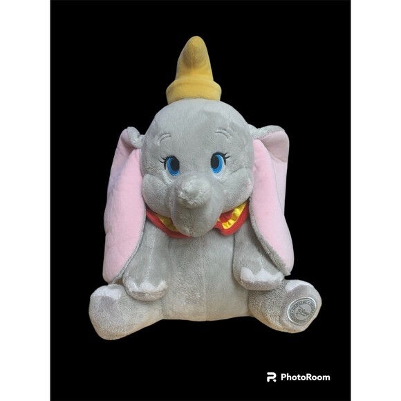 DUMBO the Elephant Disney Plush 14" - Picture 1 of 4